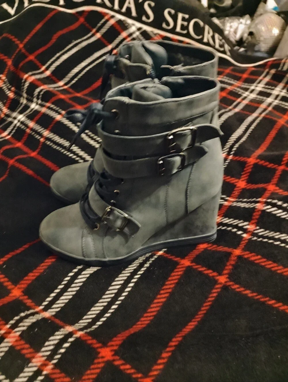 Women's Dark Gray Nature Breeze Lace Up Wedge Boots With Buckles U.S. Size 10